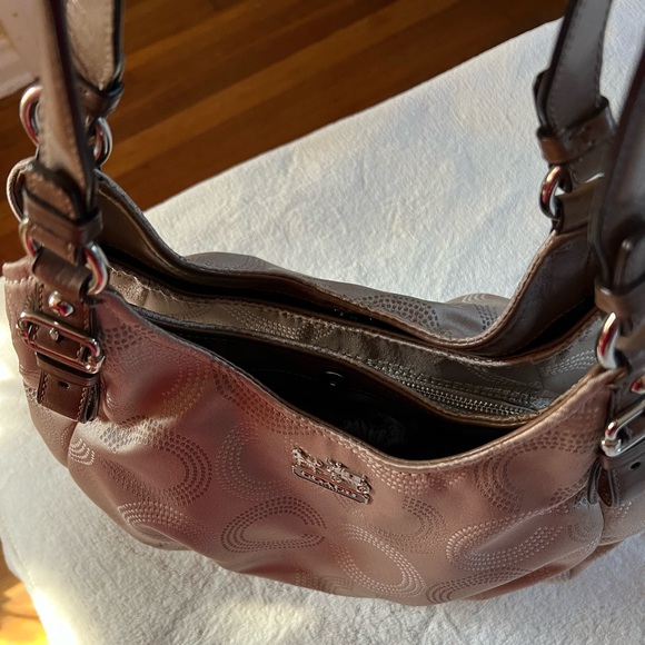 COACH Shoulder Bag ✨ - Picture 11 of 11